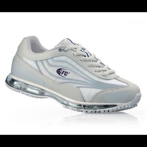 COPY - Shoes For Crews Work shoe💡